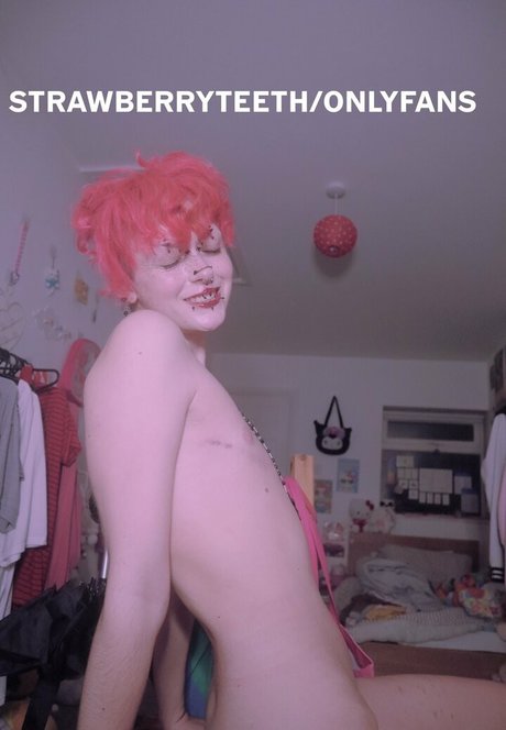 strawberryteeth エロティックなスター 画像
