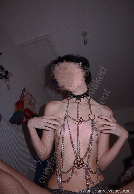 ママの足OnlyFans 無料裸 画像