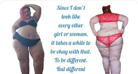 ゴス3P OnlyFans ホット裸 写真