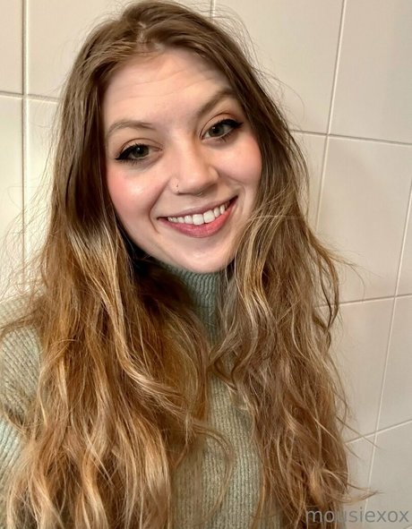 レズビアンの足OnlyFans 無料裸 画像