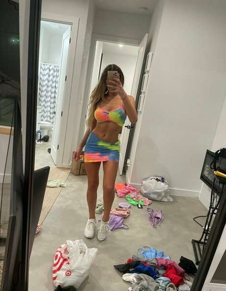 alyssa rhoades ポルノモデル 写真