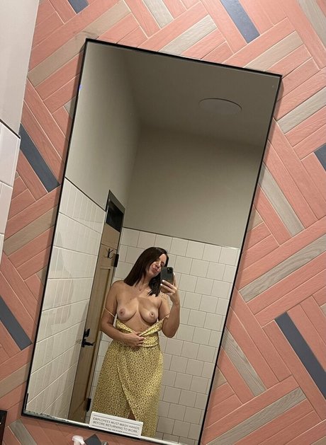 Sweet Summer ポルノスター 独占 写真