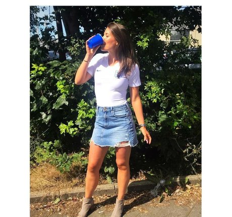 Becky Ives 美しいポルノスター アーカイブ