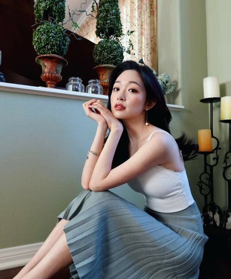 ティーン乱交OnlyFans アダルト無料 写真