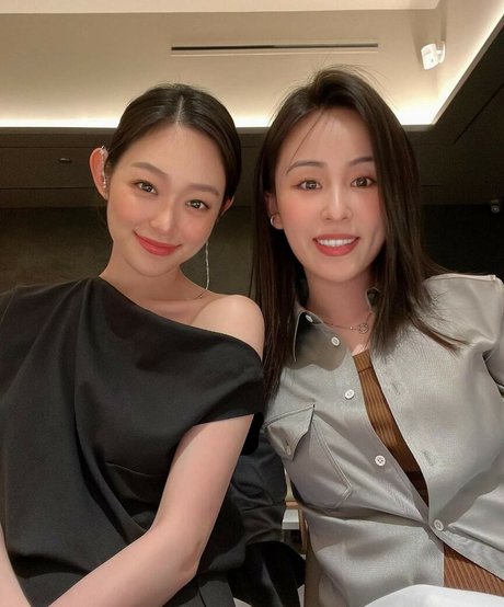 Jasmine Cho Jazzycho エロティックなモデル 写真