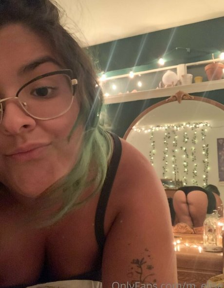 m elise ホットなポルノスター 画像