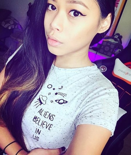 ティーン乱交OnlyFans 可愛い アーカイブ