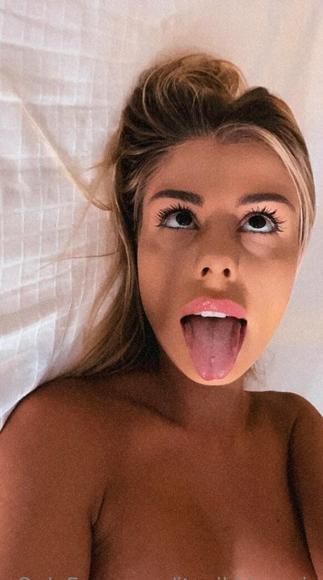 itsnikkimagic 独占スター 写真