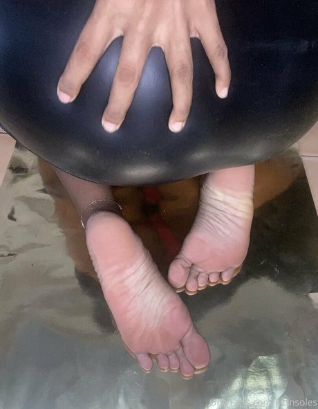 kittnsoles ポルノスター ヌード 画像