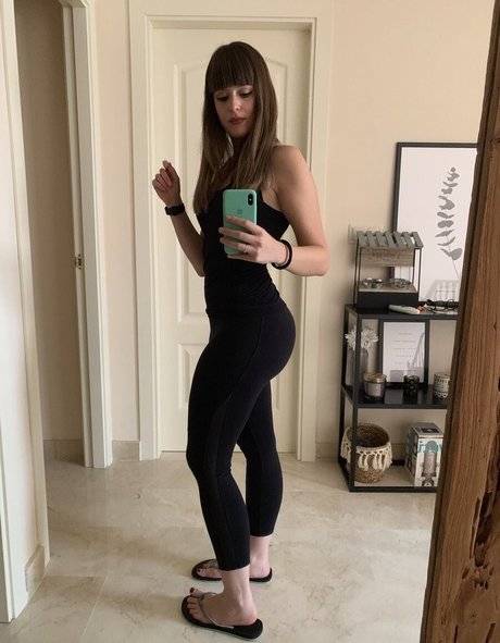 アナルファックOnlyFans ホット 写真