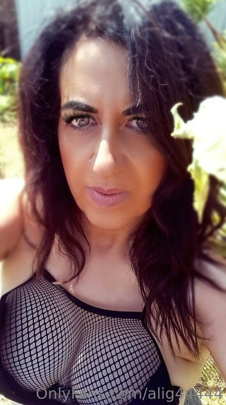 alig44444 セクシーモデル 写真