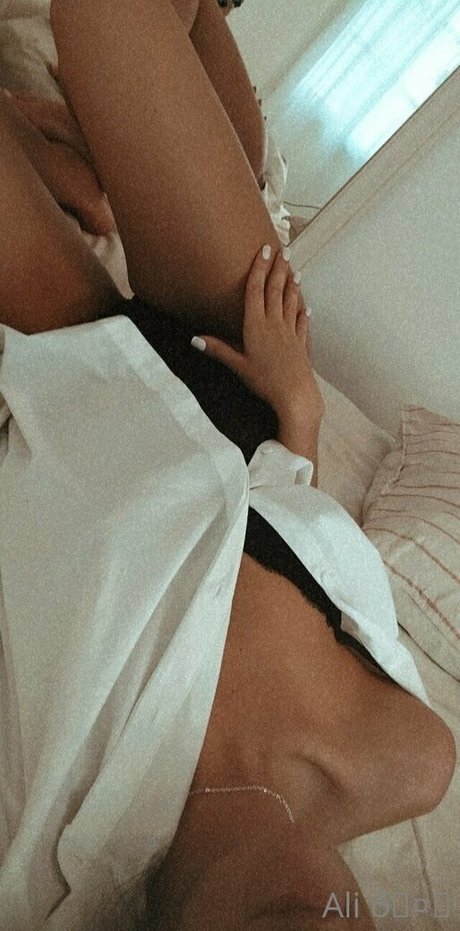 主観視点の手コキOnlyFans 無料ヌード 画像