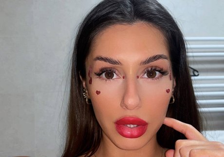 Adalline ヌードモデル アーカイブ