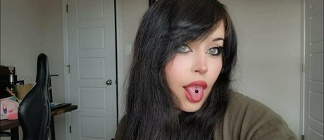 ブルネットの猫OnlyFans 美しいヌード 画像