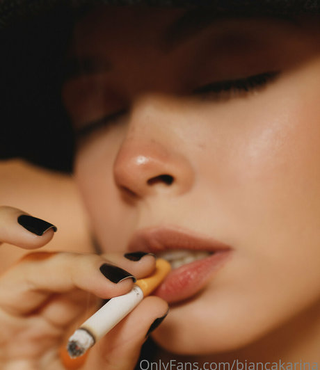 ブロンドビキニOnlyFans ポルノ 写真