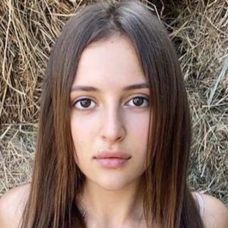 Zlatoslava Sharvarok 素敵なポルノスター 写真