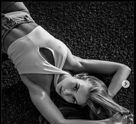 ティーンシーメールオンリーファンズ 無料エロ 画像