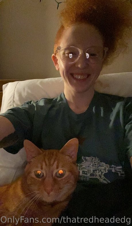 熟女クーガーオンリーファンズ 無料 写真