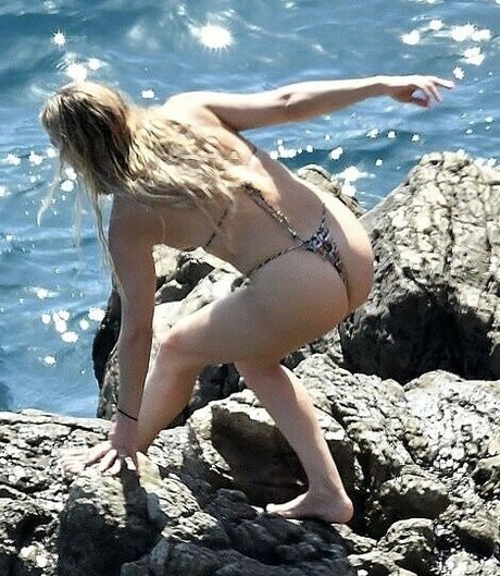 年配の熟女オンリーファンズ セクシーヌード ギャラリー