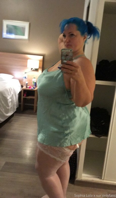 sophialola34 裸のポルノスター ギャラリー