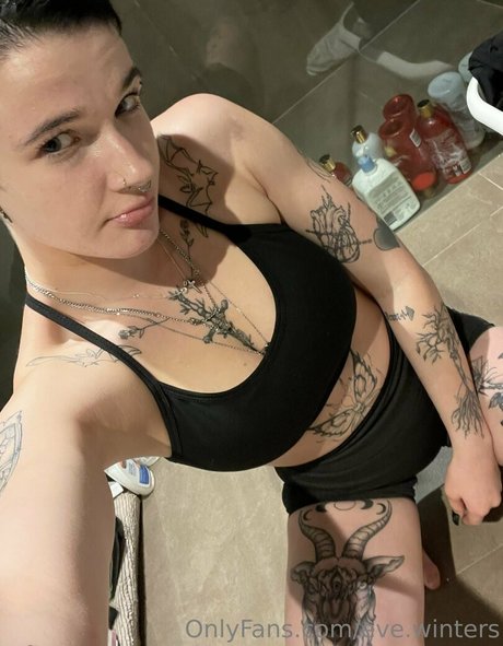 Eve winters ポルノスター トップ 写真