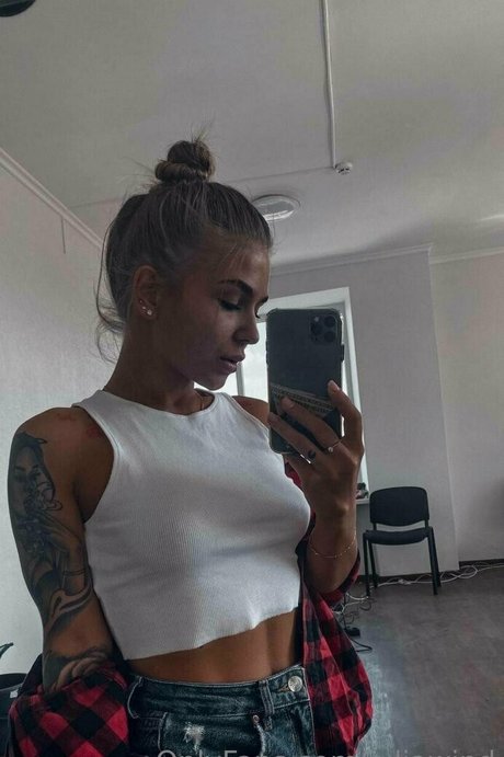 juliawind 完璧なモデル 画像