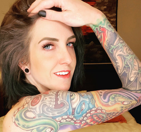 ellabarnettvip HDモデル ギャラリー