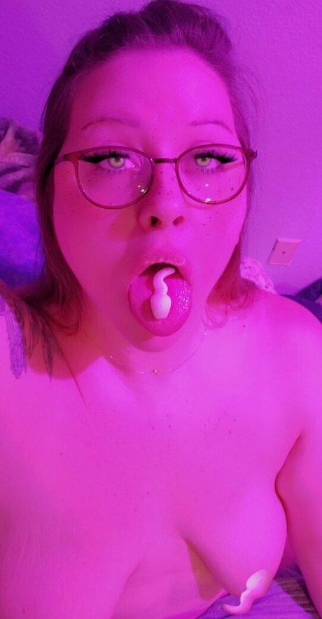 ボールズオンリーファンズ 無料エロ 写真