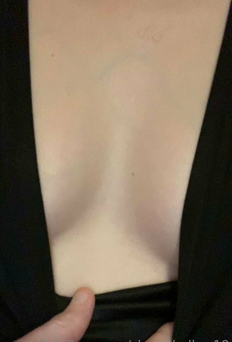 ゲイランジェリーOnlyFans アート裸 写真