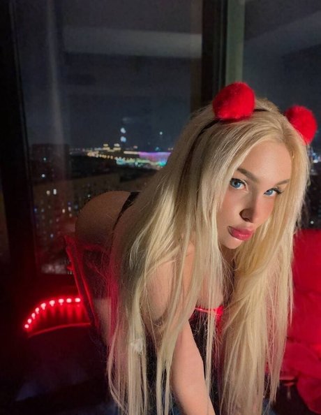 Arina SL ヌードモデル 画像