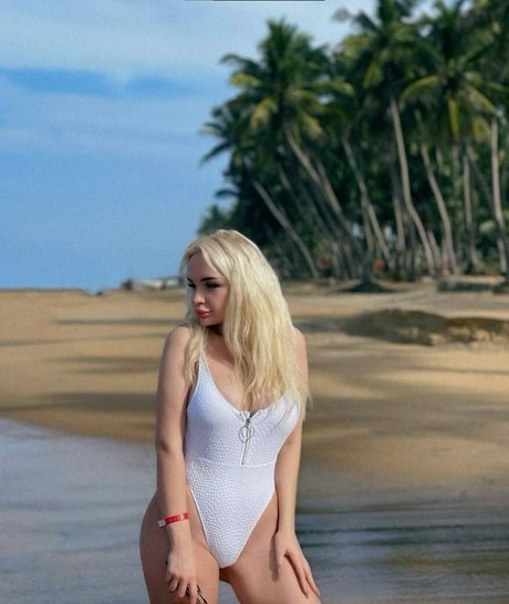 50歳のOnlyFans 美しいポルノ 写真