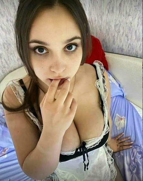 アジアン・エボニー・オンリーファンズ 美しい裸 写真