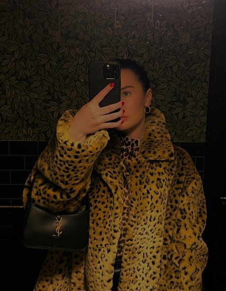 emilykernsx 素敵なスター 画像