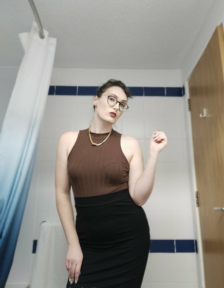 ブラックマジックオンリーファンズ ポルノ 写真