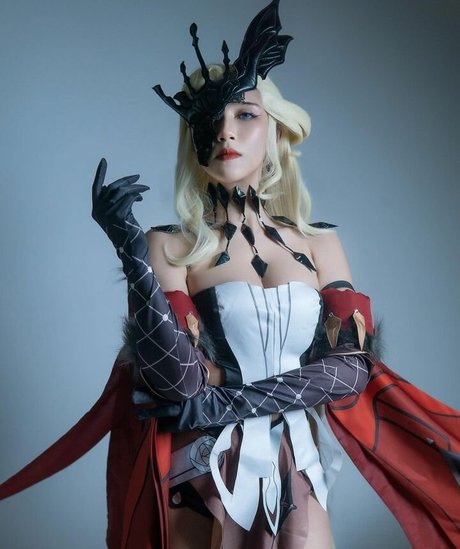 トランスジェンダーの女の子のオンリーファンズ 可愛い 写真