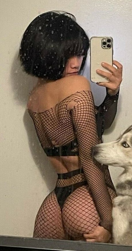 Vi haiyenn 裸のスター 画像