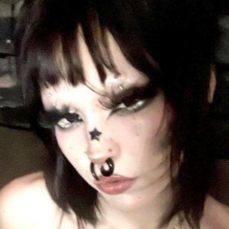 Aniyah ポルノスター ヌード 写真