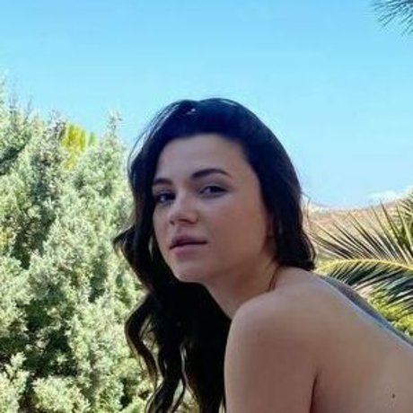 ジンジャートゥインクオンリーファンズ ポルノ 写真