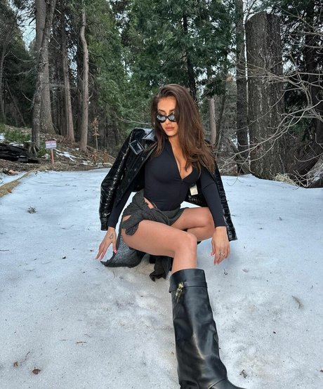 Chloe Veitch ポルノスター ヌード 写真