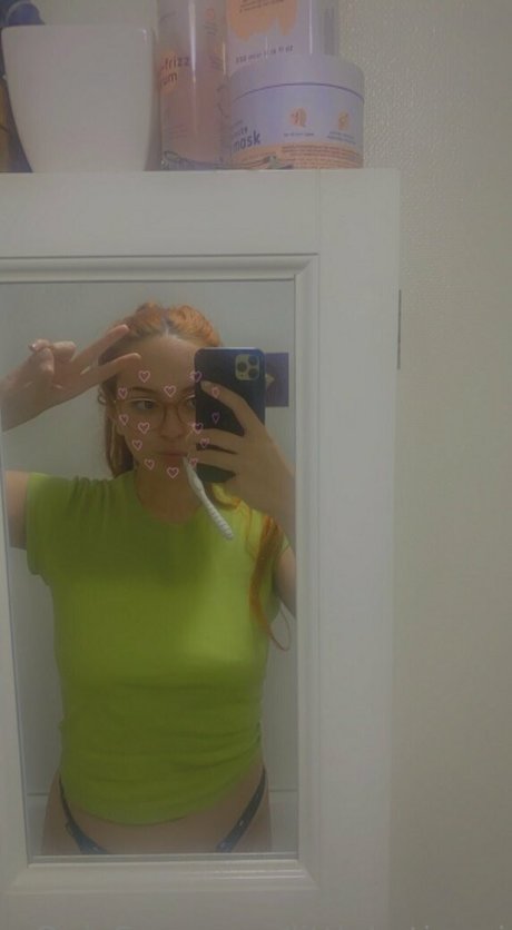 ゲイアナルOnlyFans 無料セクシー 写真