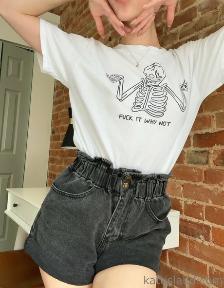 kattinthehatfree 最高のスター 画像