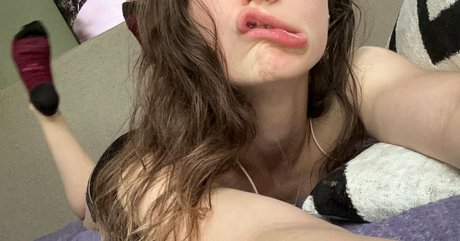 kattinthehatfree 完璧なモデル 画像