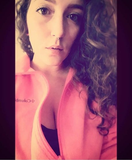 厚い黒檀オンリーファンズ 無料セクシー 画像