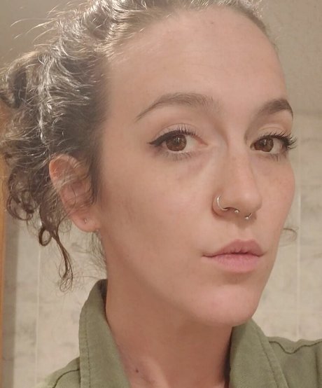 興奮した看護師OnlyFans アート裸 写真