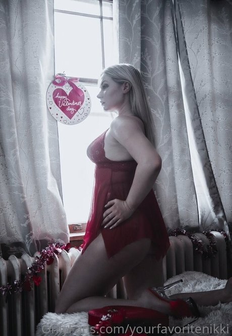 Nikki Baker スターセックス 写真