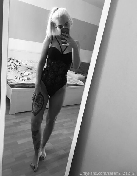 sarah21212121 かわいいモデル 画像