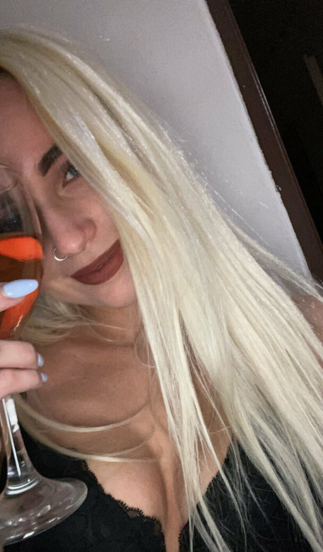 sarah21212121 セックス女優 画像