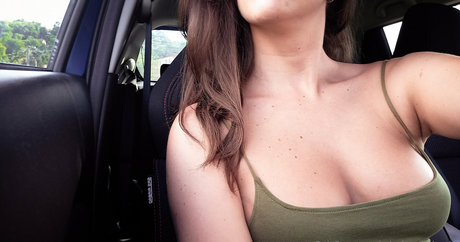 lady freetheboobs エロティックなモデル 写真