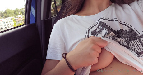 lady freetheboobs Profilbild