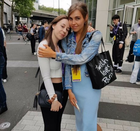 actuallyalisa 可愛いモデル 画像